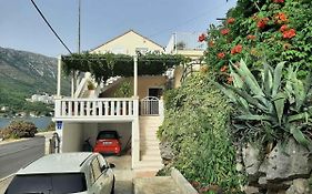 Cetinic Apartment